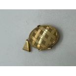 9ct gold locket