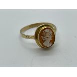 9ct gold cameo ring