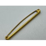 9ct gold brooch