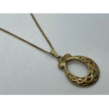 9ct gold pendant and chain