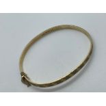 9ct gold bangle