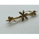 15ct gold seed pearl brooch