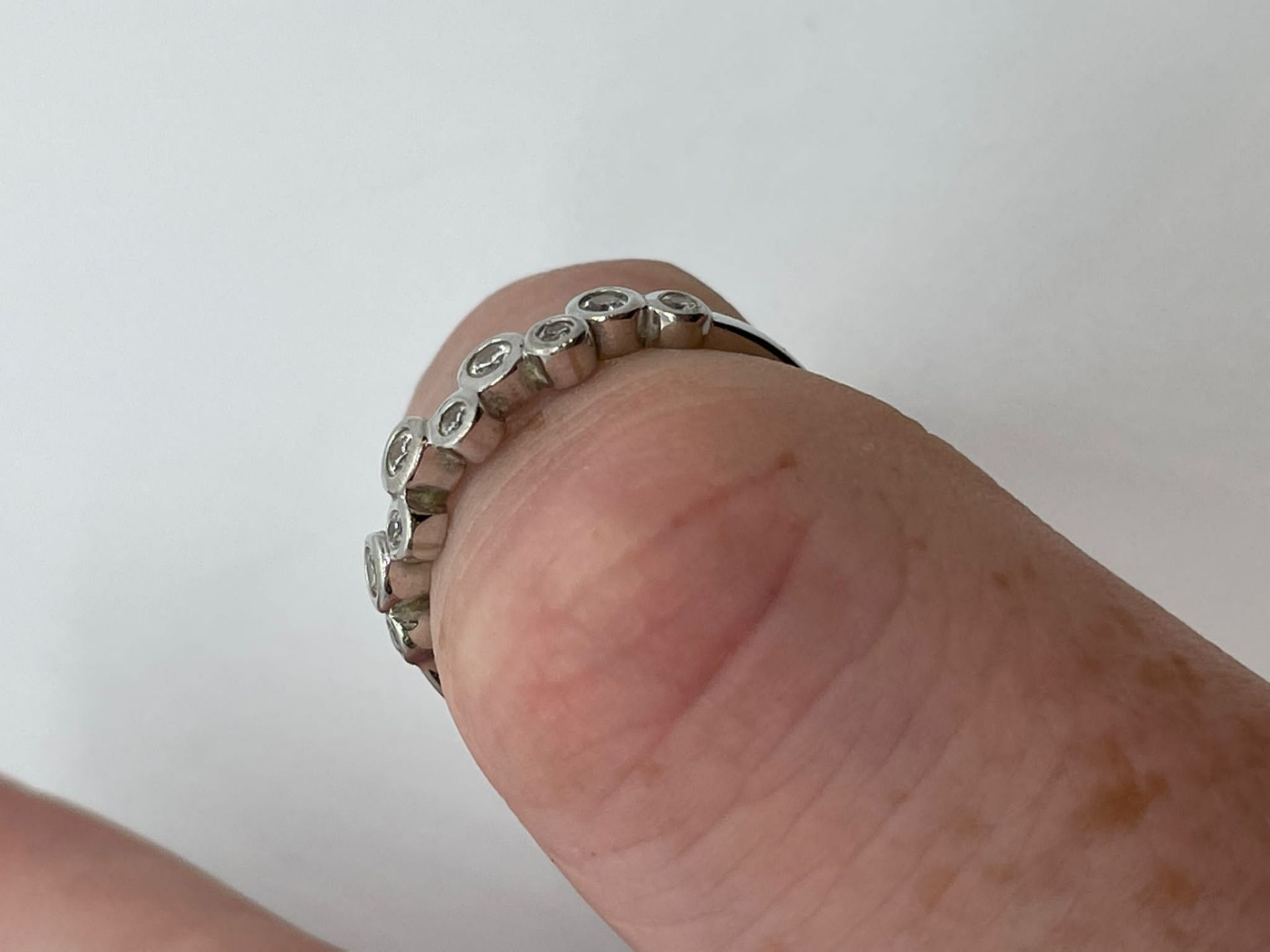 14ct white gold CZ ring - Image 3 of 4