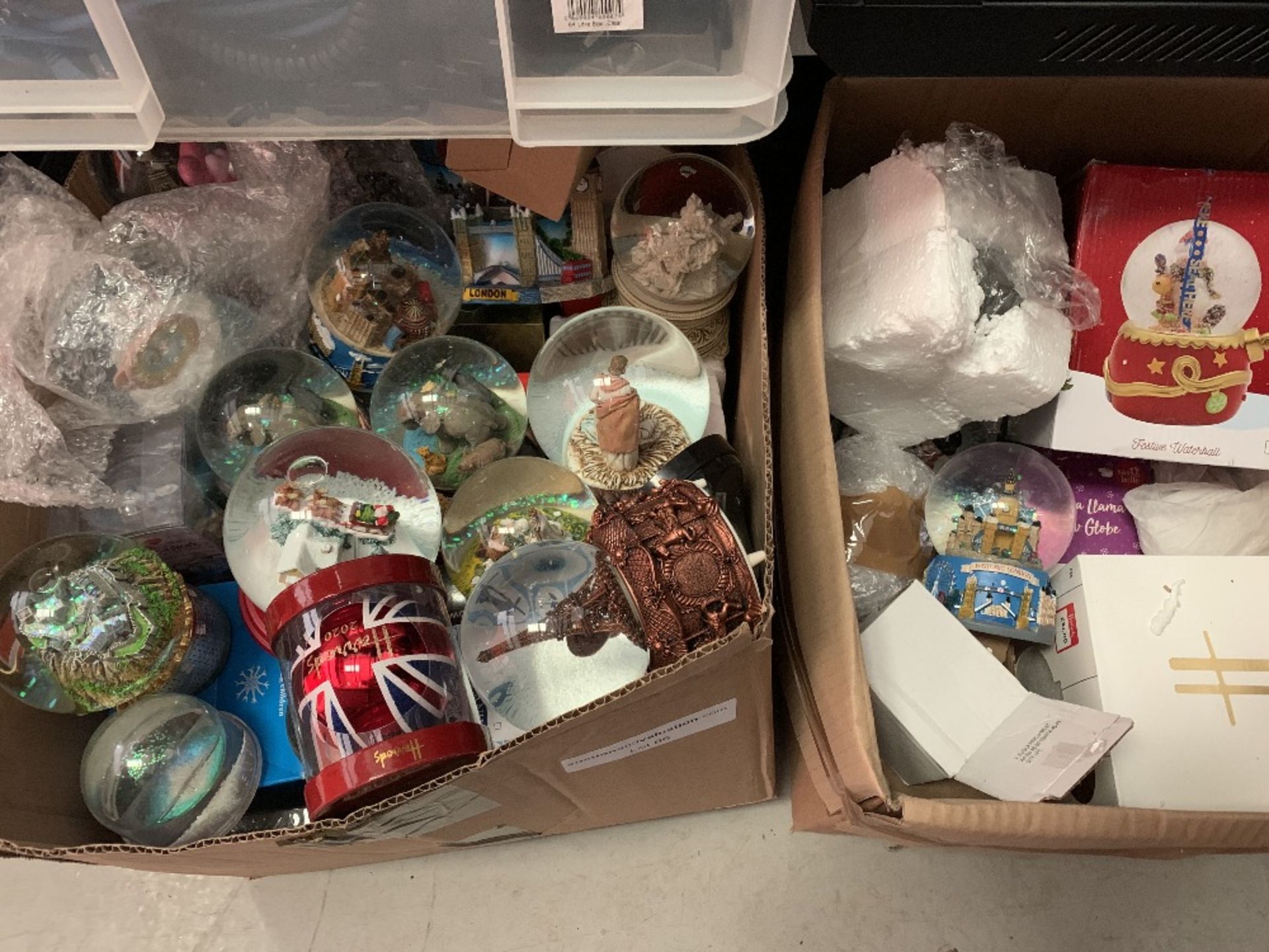 Snow globes in two boxes approximately Forty units. - Image 2 of 2