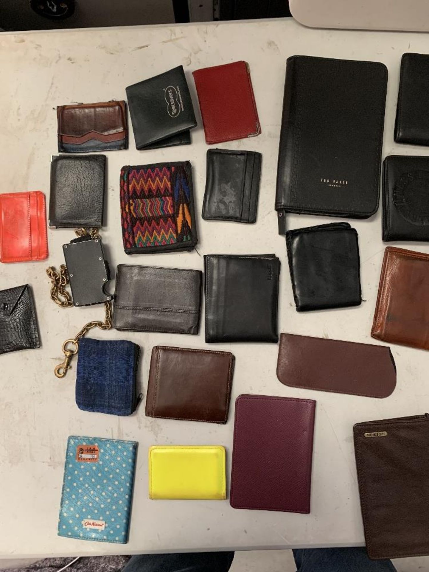 Wallets to include; Boss, Ted Baker, Ettinger, Sercird, Mulberry. - Image 5 of 5