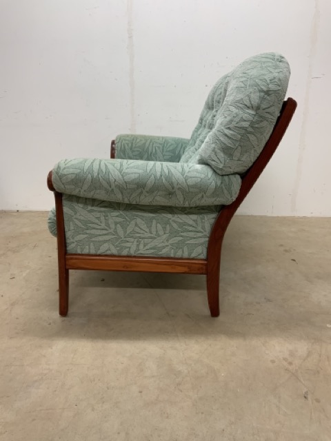 An Ercol style two seater upholstered sofa.W:140cm x D:89cm x H:97cm - Image 2 of 3