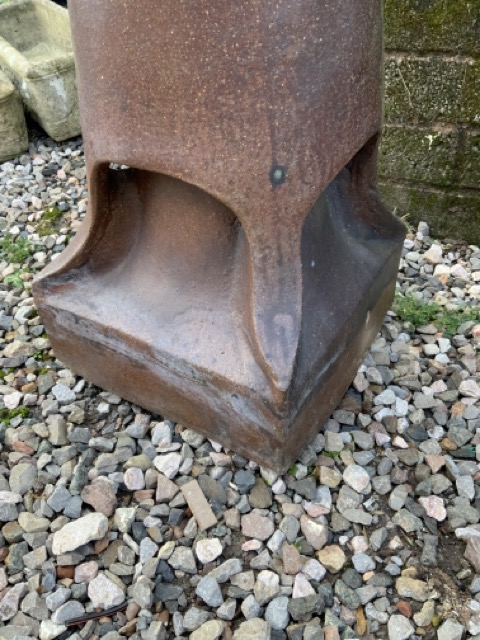 A large glazed chimney pot.W:40cm x D:40cm x H:119cm - Image 4 of 4