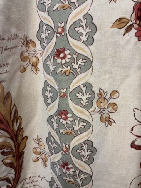 Laura Ashley patterned velvet lined curtains W:Track 117cm x D:cm x H:270cm - Image 2 of 2