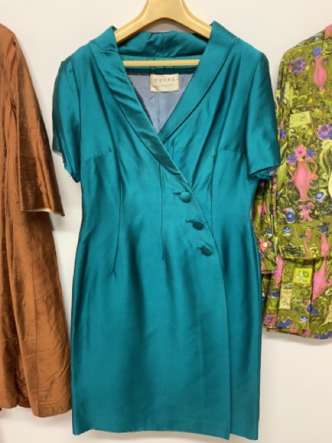 A 1950s raw silk wiggle dress with matching belt together with a 1950s raw silk wiggle dress with - Image 3 of 5