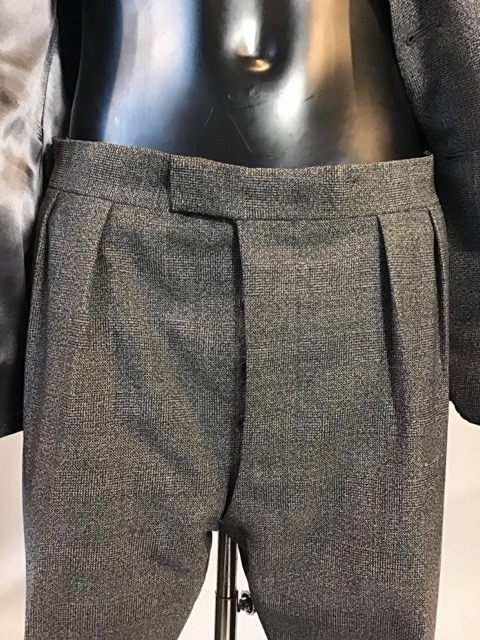 A two piece 1950s wool suit with 42 chest, 32 chest, 31 inside leg - Bild 4 aus 5