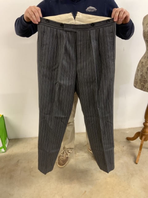 A mens dinner jacket by Montague Burton, London. With a pair of pinstripe trousers. Jacket: Chest - Image 5 of 5