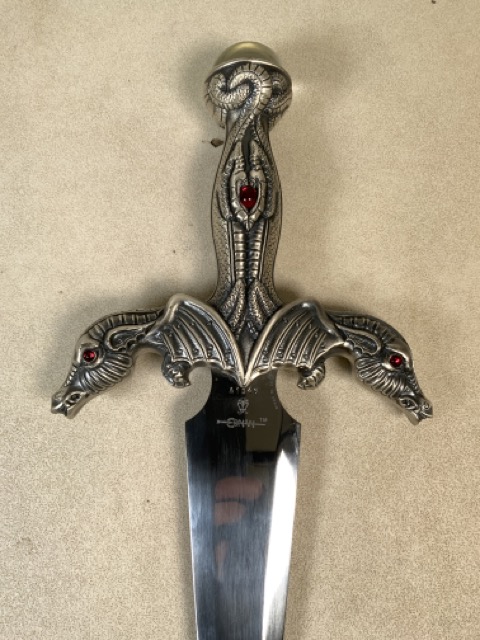 A replica Conan the Barbarian dagger with certificate of authenticity. Engraved serial no. A-1346. - Bild 3 aus 6