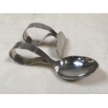 CHINESE EXPORT SILVER Christening spoon and pusher by Wing On & Co Hong Kong. Circa 1925. 2oz.