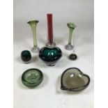 A collection of Mid century Whitefriars controlled bubble items including a green molar bowl