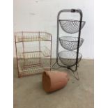 A Happymaid vegetable rack together with a square vegetable rack and a terracotta chicken brick W: