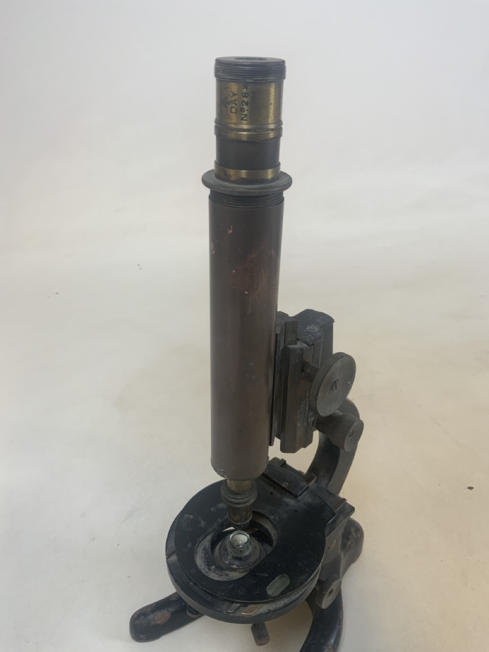 A military issue mid 20th century horse shoe based microscope, with broad arrow stamp. H:43cm - Image 2 of 3