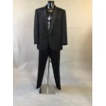 Vintage dinner suit. 38 chest. 32 waist, 29 inside leg