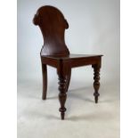 A Victorian mahogany hall chair. W:45cm x D:40cm x H:90cm