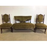 A Victorian mahogany upholstered three piece bedroom suite. W:102cm x D:58cm x H:68cm