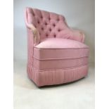 An upholstered button back bedroom chair. Seat H:40cm