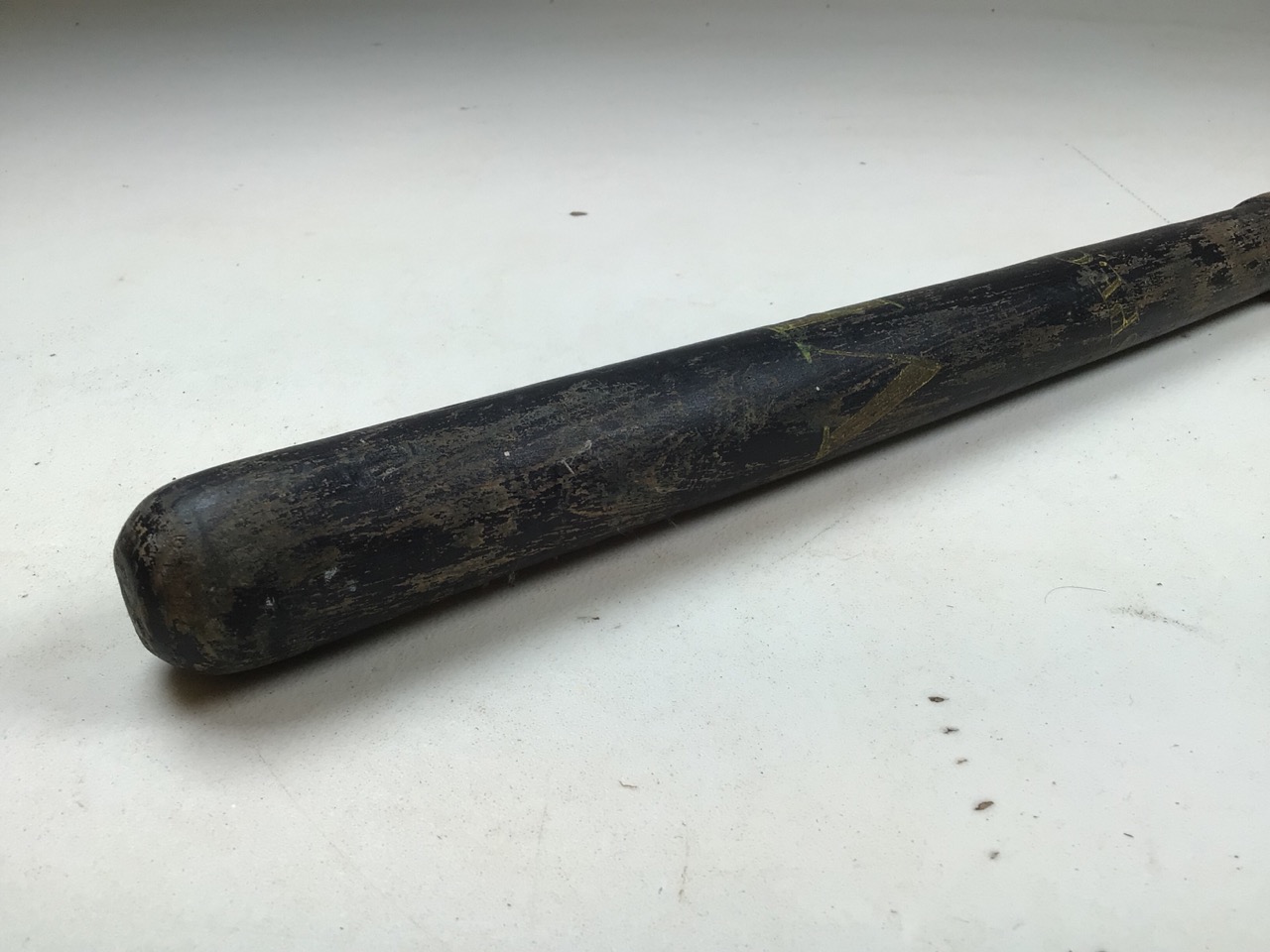 A Victorian Police truncheon, thought to be Metropolitan. Turned wood painted in black with gilt/ - Image 4 of 5