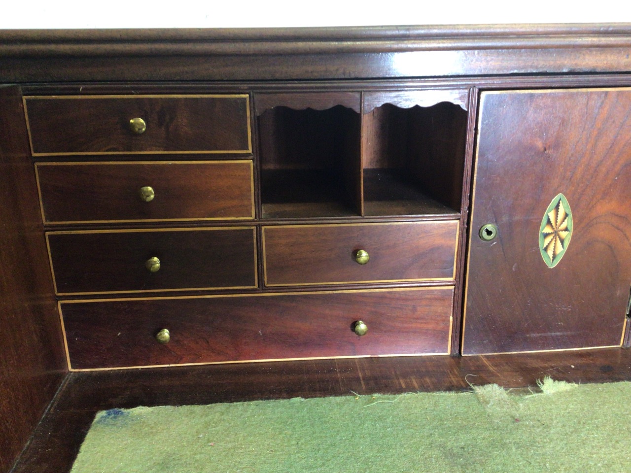 A Victorian mahogany secretaire chest with brass handles. With drop down drawer to interior inlaid - Image 5 of 9