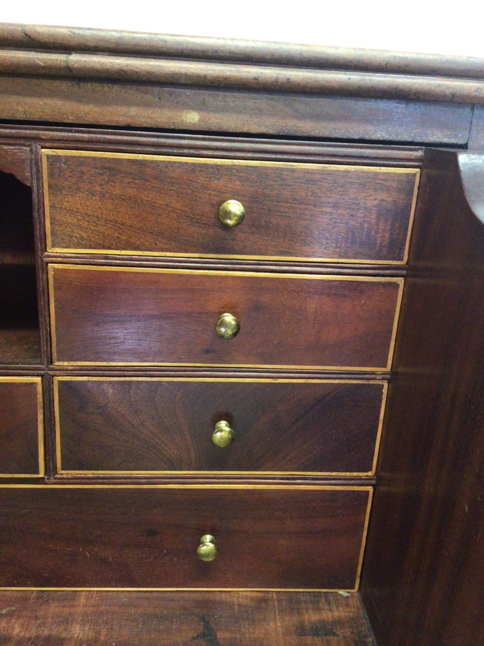 A Victorian mahogany secretaire chest with brass handles. With drop down drawer to interior inlaid - Image 4 of 9