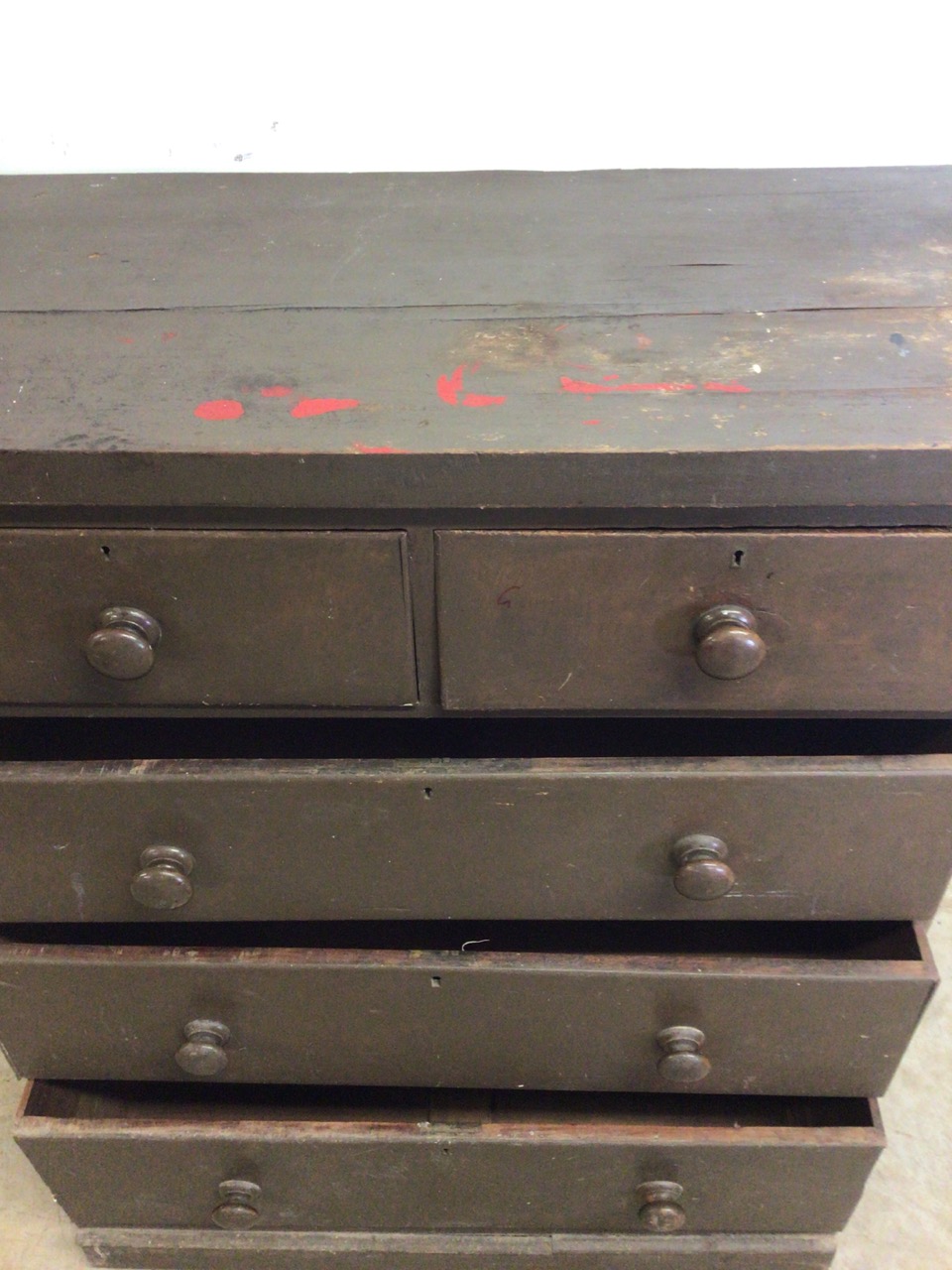 A Victorian painted pine chest of drawers with two short over three long drawers. W:104cm x D:46cm x - Image 5 of 7