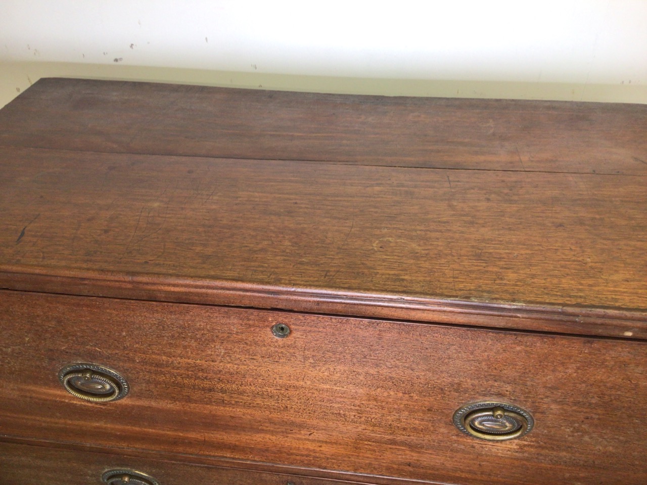 A Victorian mahogany secretaire chest with brass handles. With drop down drawer to interior inlaid - Image 9 of 9