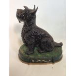 A Scottish terrier door stop, W:31cm x D:15cm x H:32cm