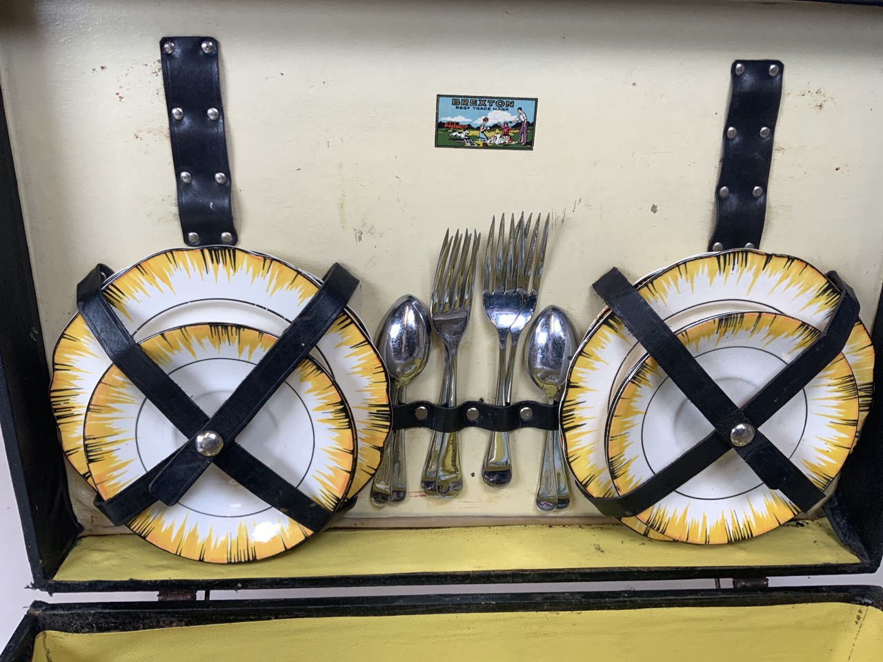 An early Brexton picnic hamper with four place settings in wooden box with yellow interior. Original - Image 2 of 6