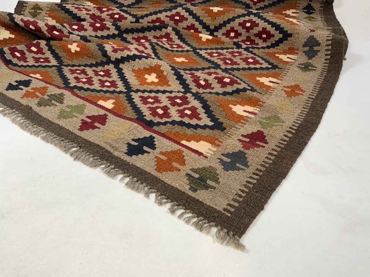 A Maimana Kilim wool rug. W:127cm and H:202cm - Image 2 of 2
