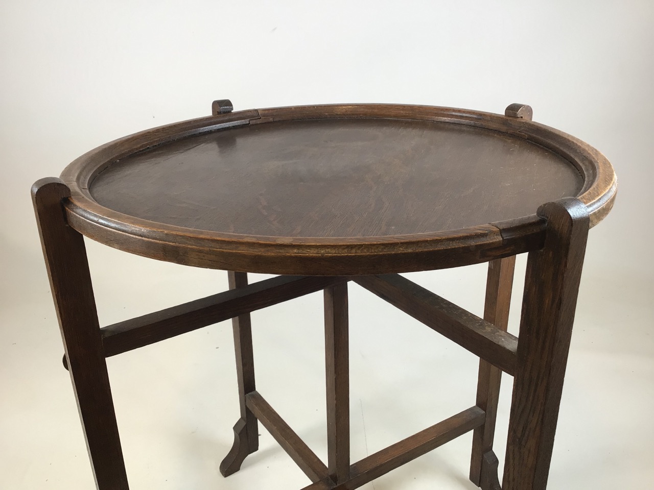 An oak circular folding table by Revertable. W:62cm x D:62cm x H:70cm - Image 7 of 8