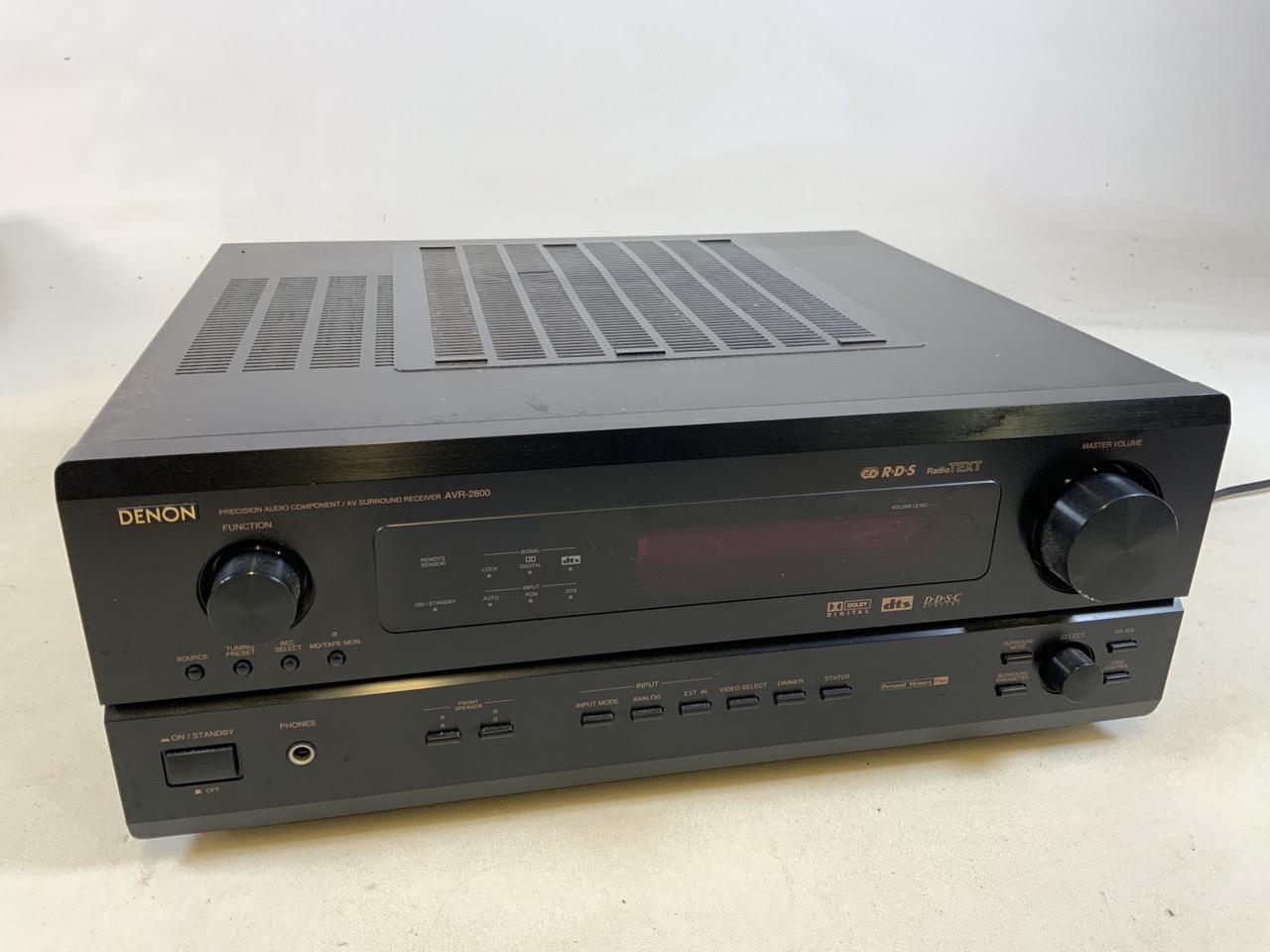 A Denon AV Surround Receiver AVR-2800 W:43cm x H:17cm - Image 2 of 5