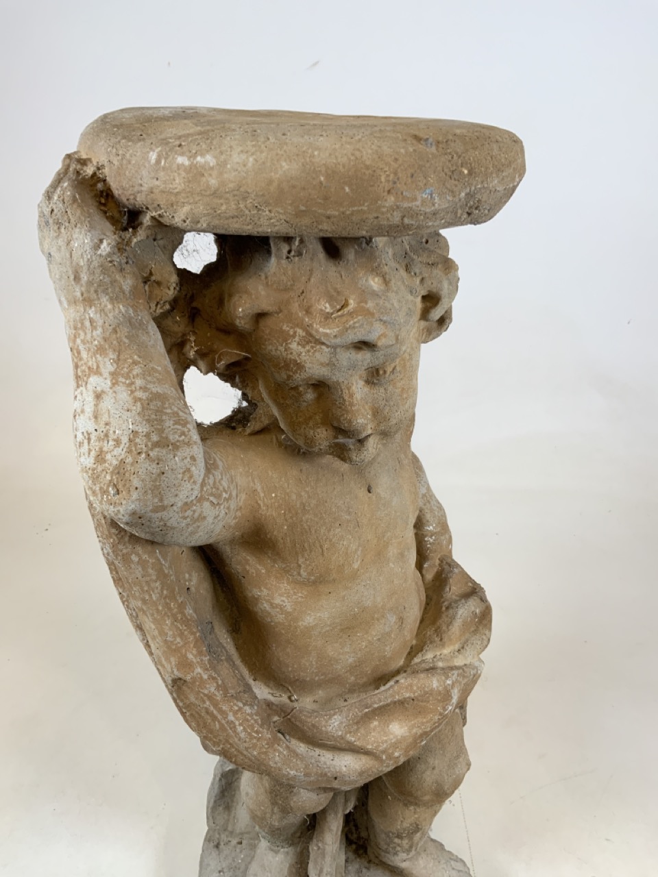 A reconstituted stone jardiniere statue of a cherub. - Image 4 of 7