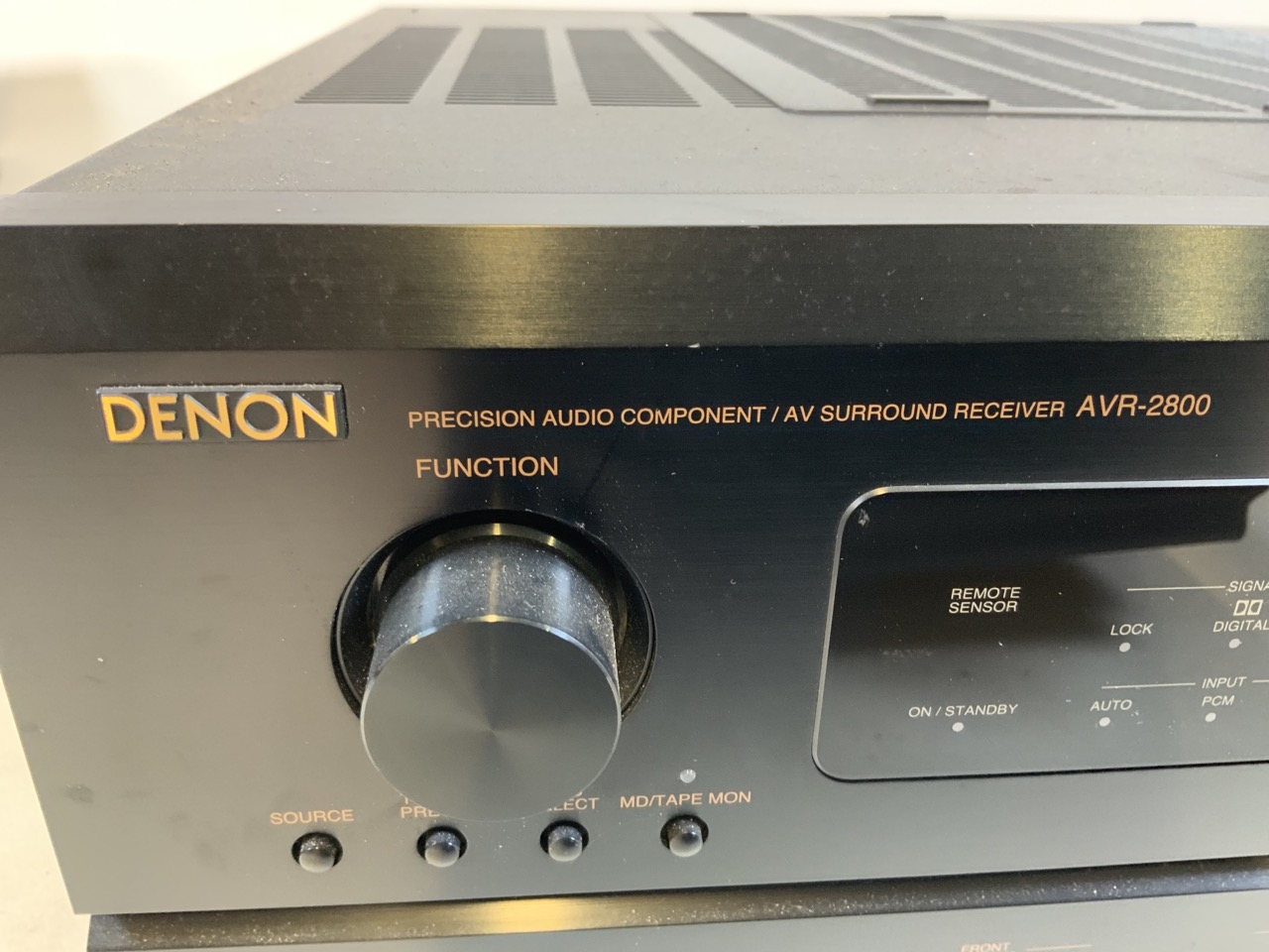 A Denon AV Surround Receiver AVR-2800 W:43cm x H:17cm - Image 3 of 5