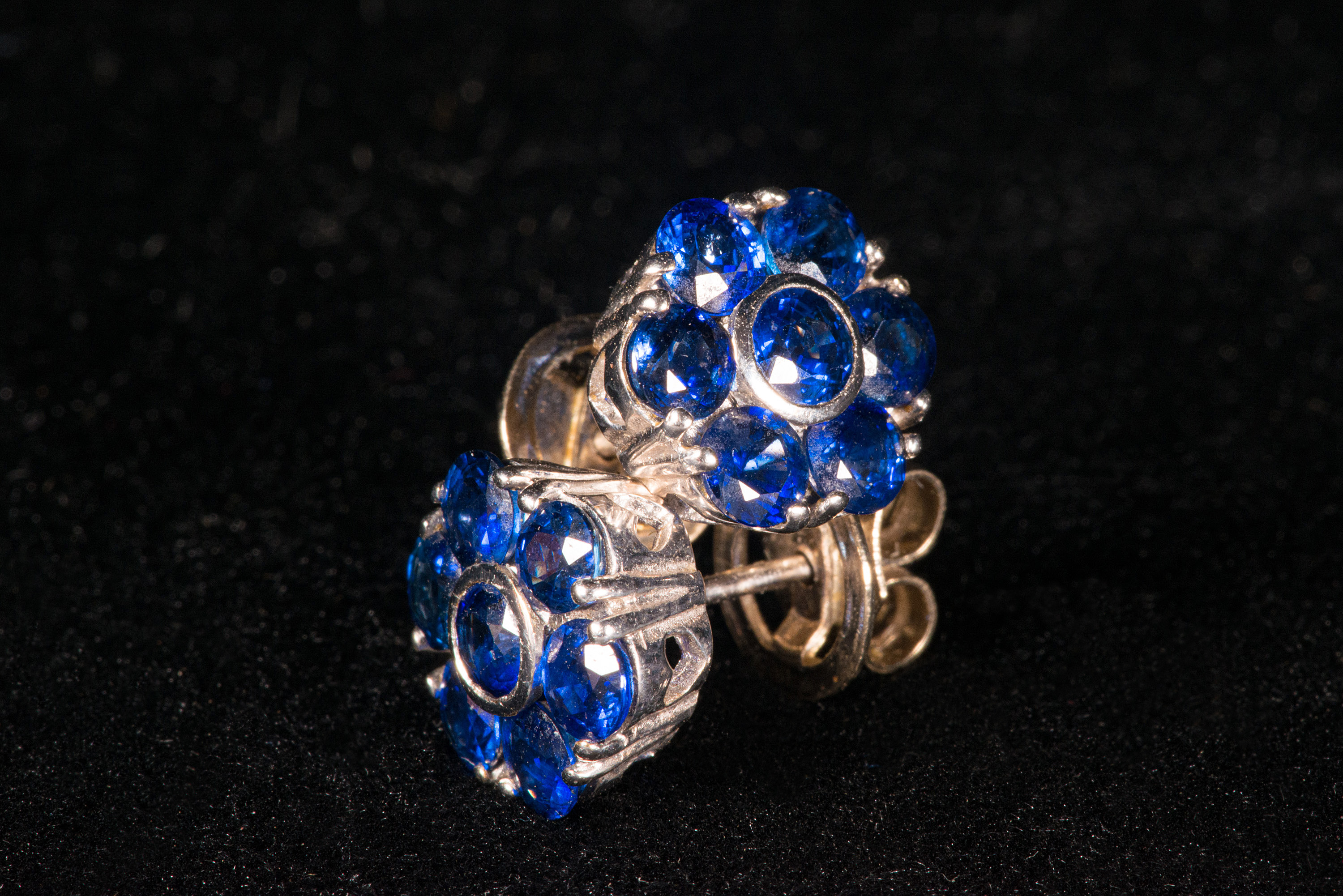 Pair of sapphire petal cluster earrings. - Image 4 of 8