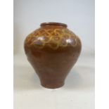 An early Mallorquin olive jar with decorative pattern. W:30cm x D:30cm x H:30cm