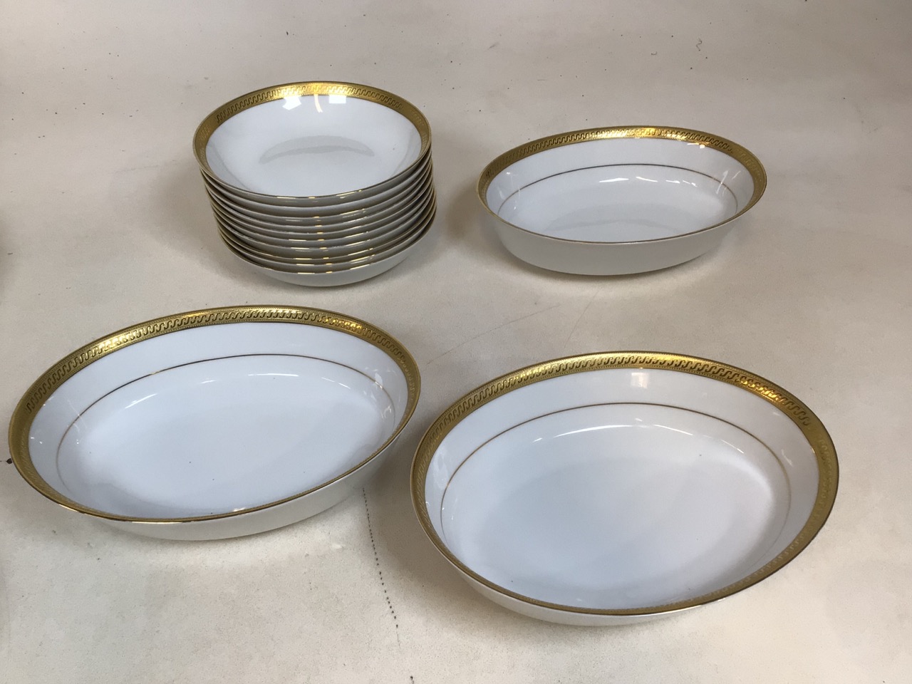 A Fairmont Fine China Linton Gold 9303 dinner service for ten. Includes dinner plates, breakfast - Bild 4 aus 6
