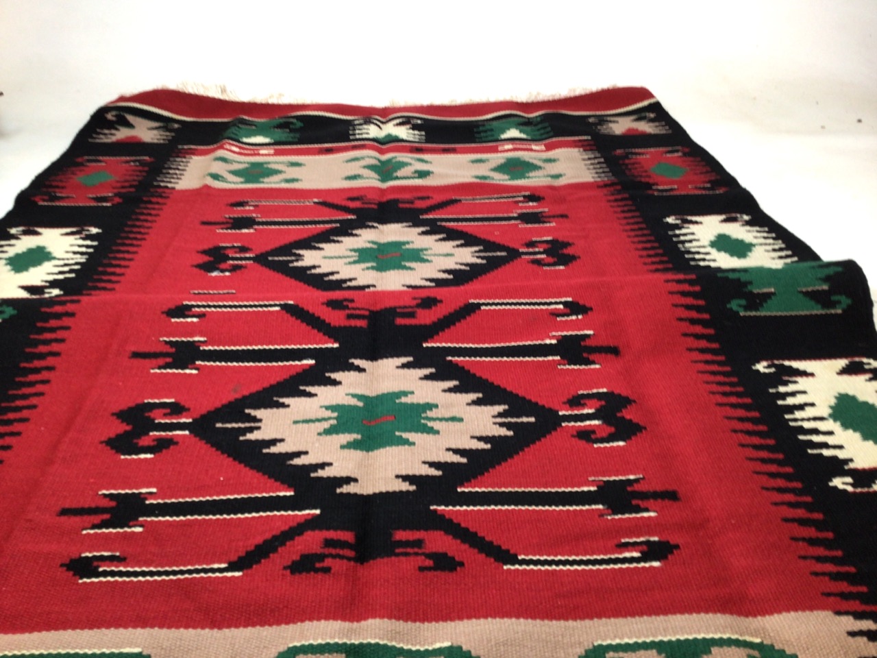 A Fine Turkish Kilim in black and red designW:123cm x H:191cm - Image 3 of 4