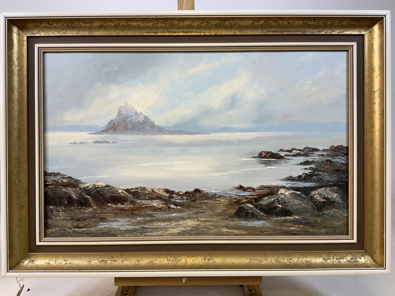 Mary Wastie (Brirish, Born 1935) oil on canvas of St Michaels mount in period frame. singed lower - Image 2 of 5