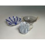 Three items of Venetian glass.