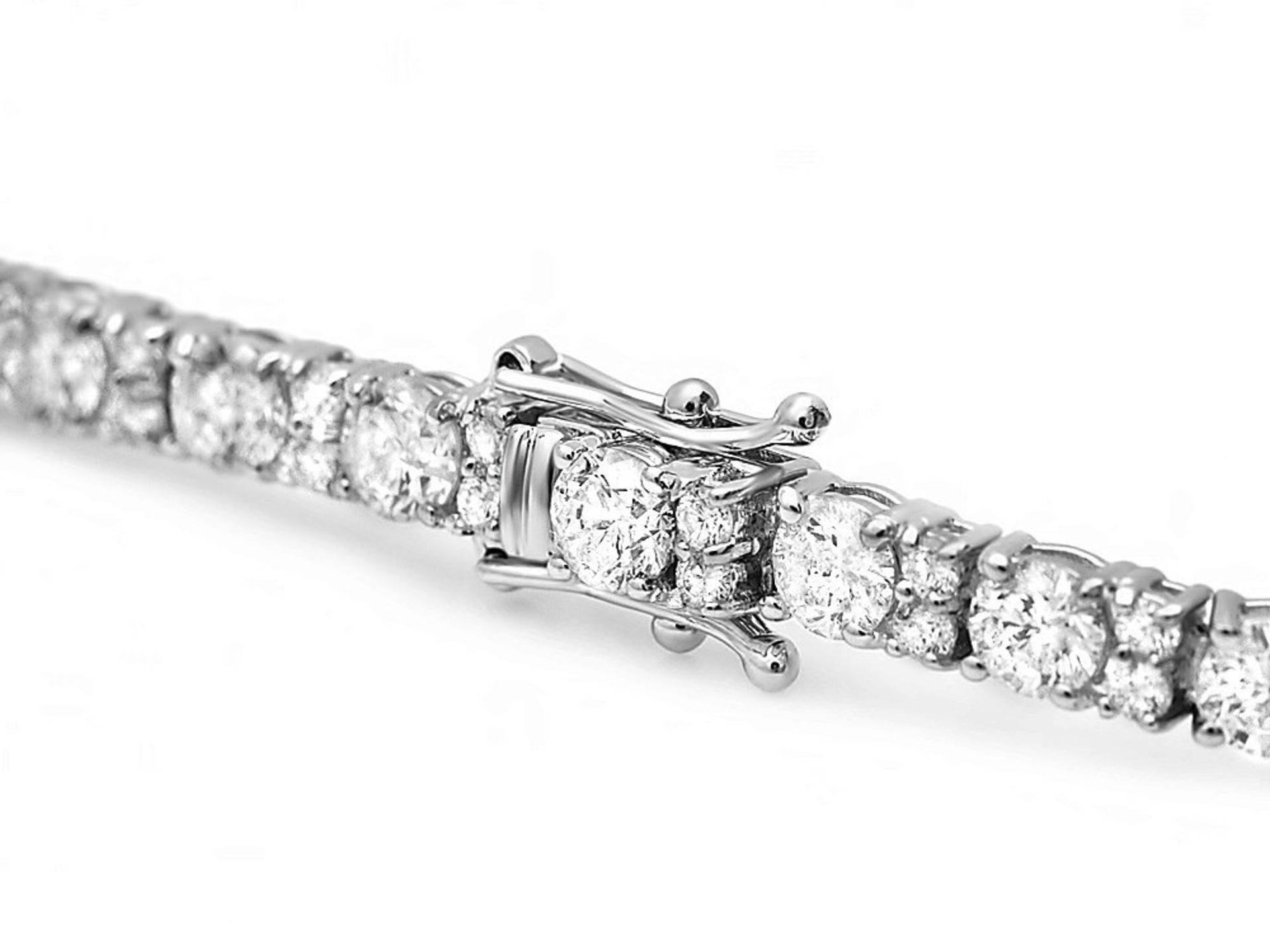 18k White Gold 9.00ct Diamond Bracelet - Image 3 of 4