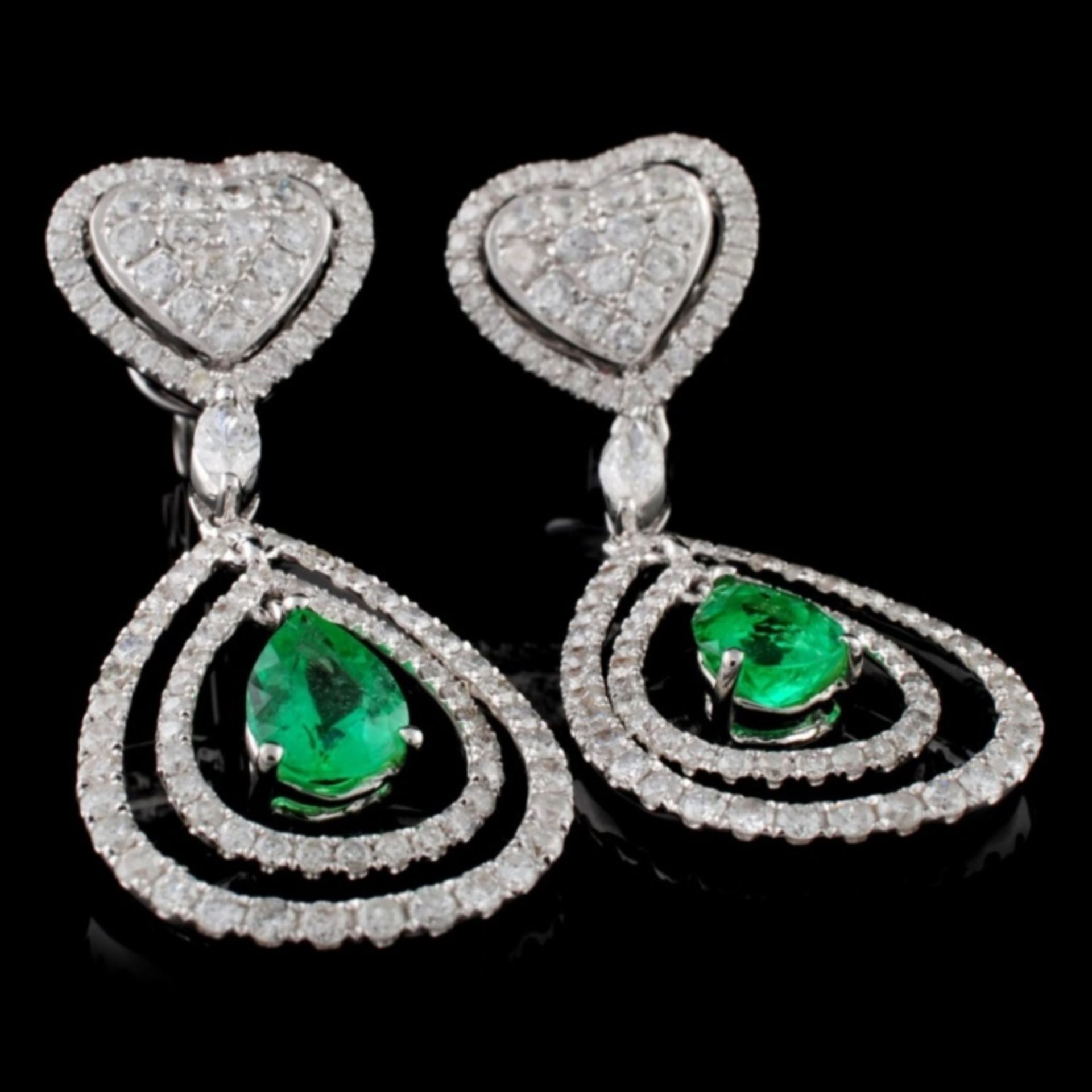 18K White Gold 1.29ct Emerald & 2.30ct Diamond Ear - Image 4 of 6