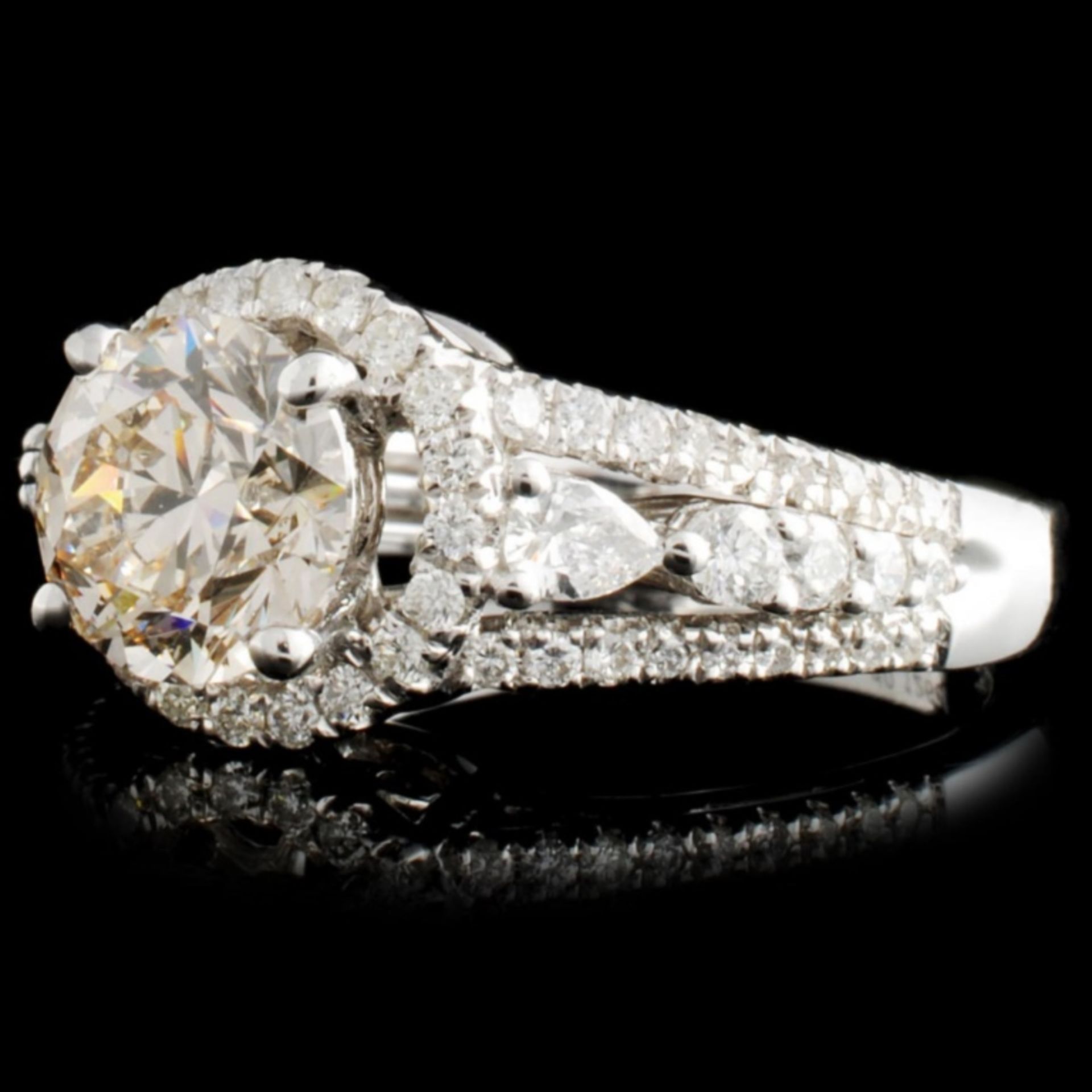 18K Gold 2.13ctw Diamond Ring - Image 2 of 4