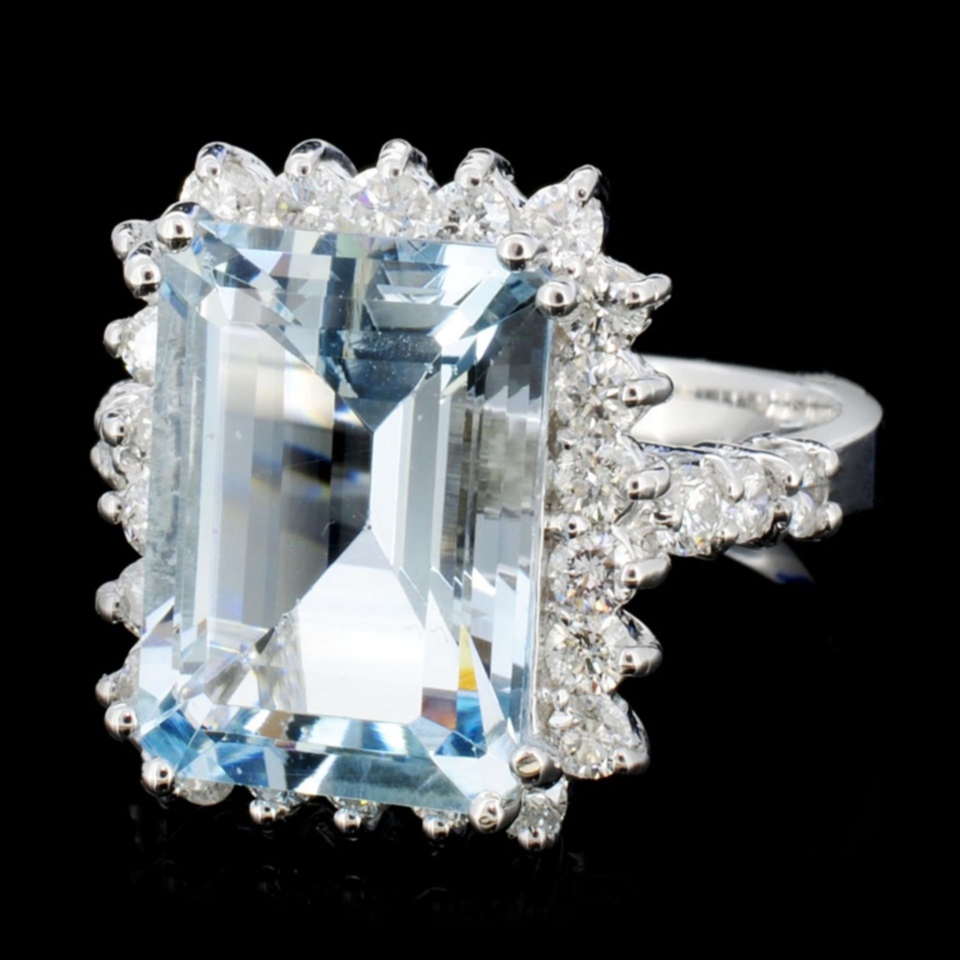 14K Gold 8.00ct Aquamarine & 1.25ctw Diamond Ring - Image 2 of 4