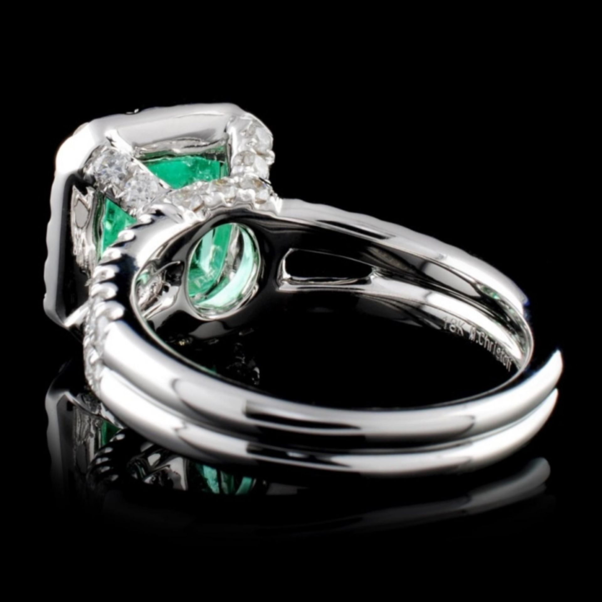 18K White Gold 2.50ct Emerald & 1.03ct Diamond Rin - Image 3 of 4