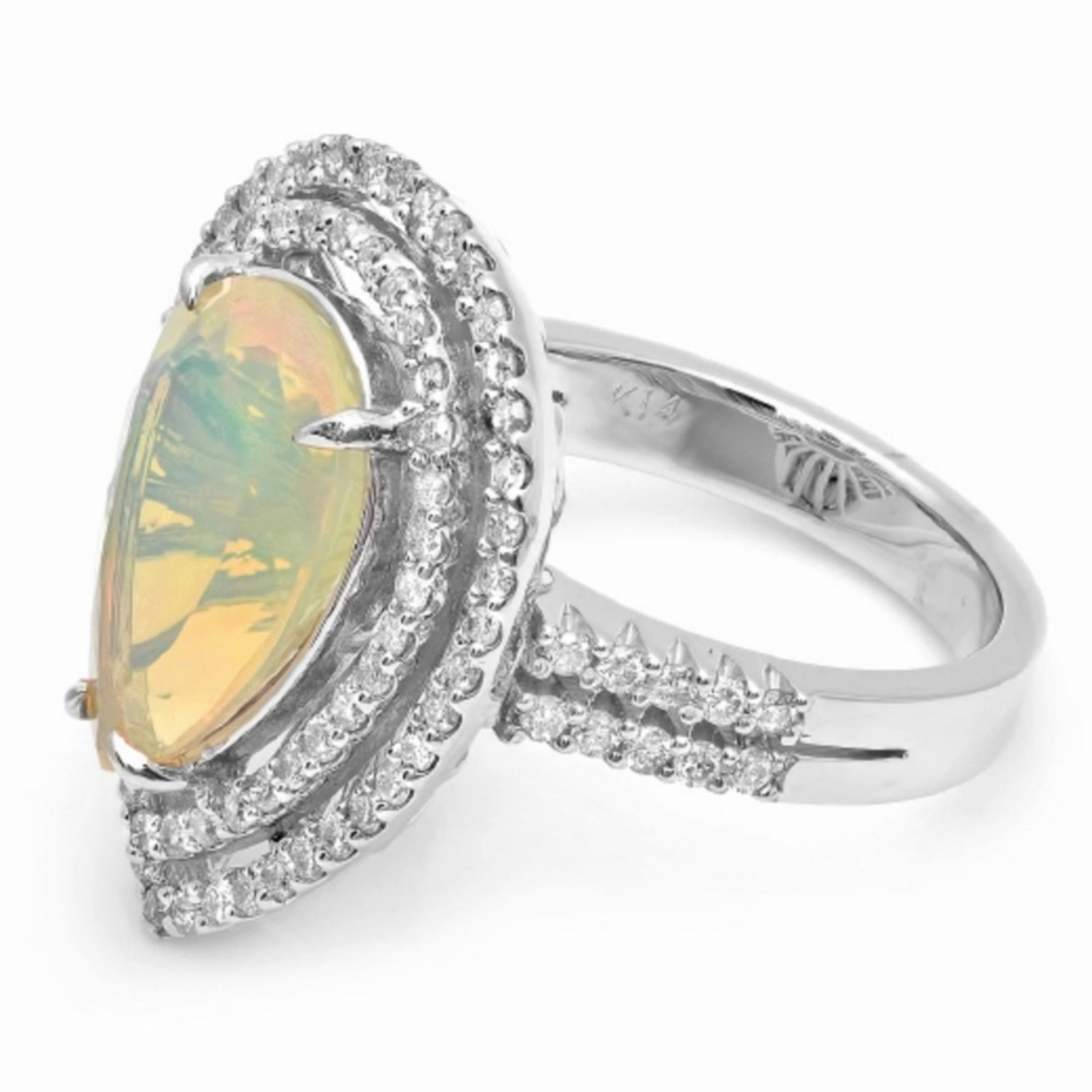 14K Gold 3.00ct Opal & 1.00ct Diamond Ring - Image 2 of 2