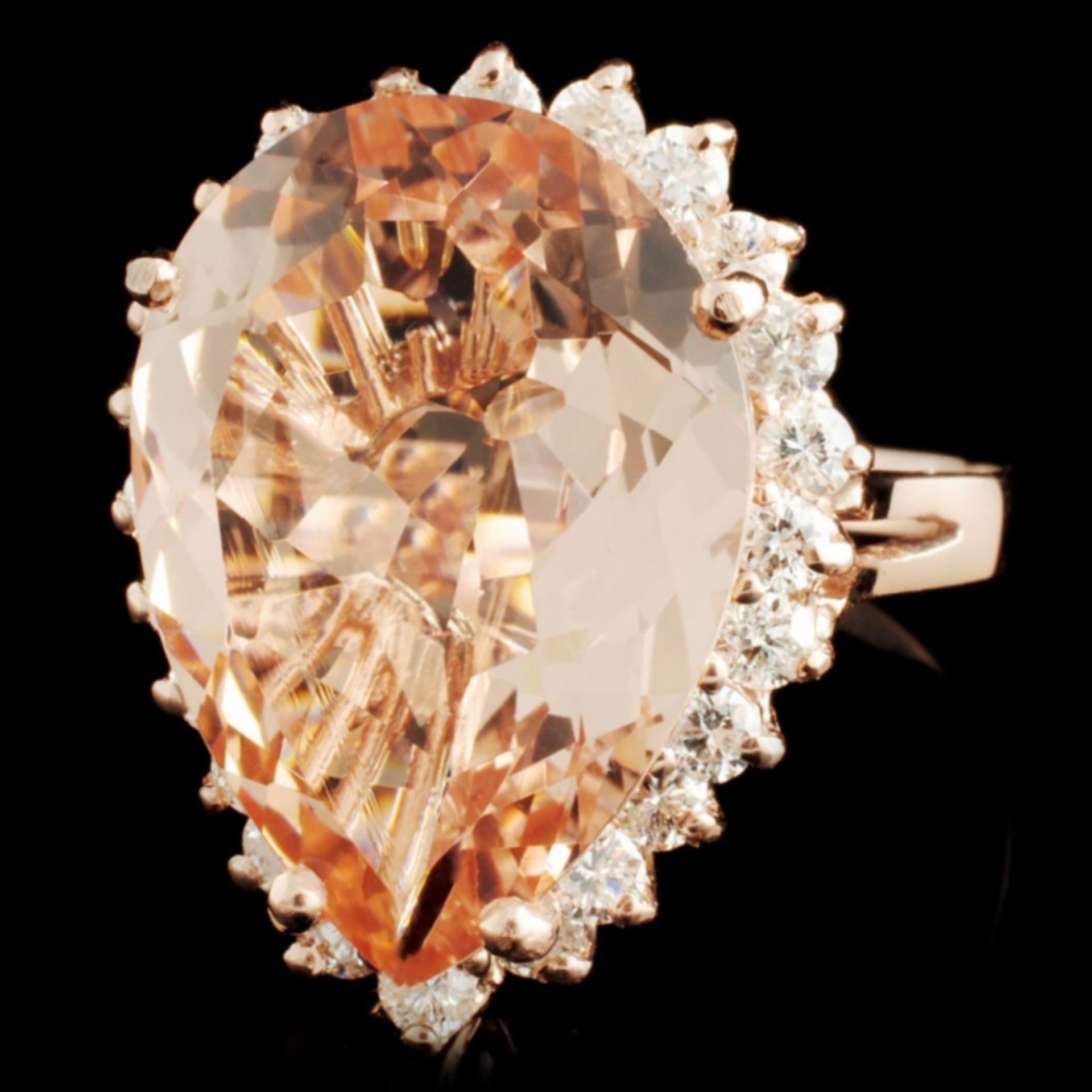 14K Gold 8.50ct Morganite & 0.86ctw Diamond Ring - Image 2 of 4