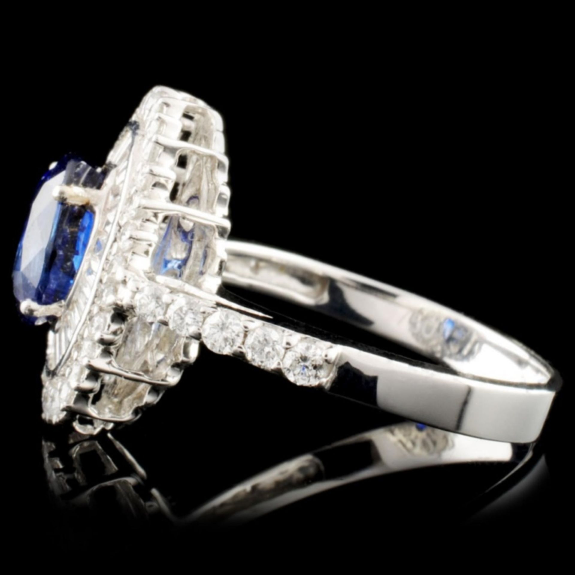 18K Gold 1.97ct Sapphire & 0.78ctw Diamond Ring - Image 3 of 3